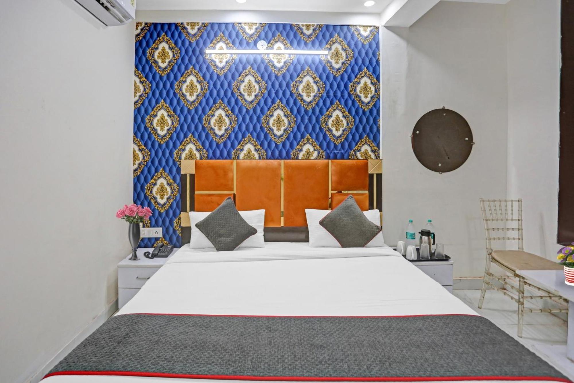 Hotel O Heritage Inn Noida Ngoại thất bức ảnh