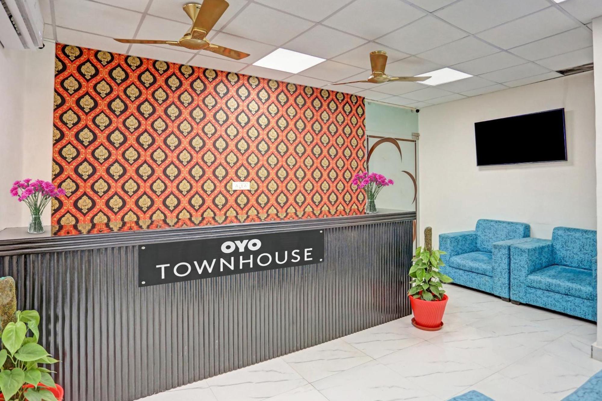 Hotel O Heritage Inn Noida Ngoại thất bức ảnh
