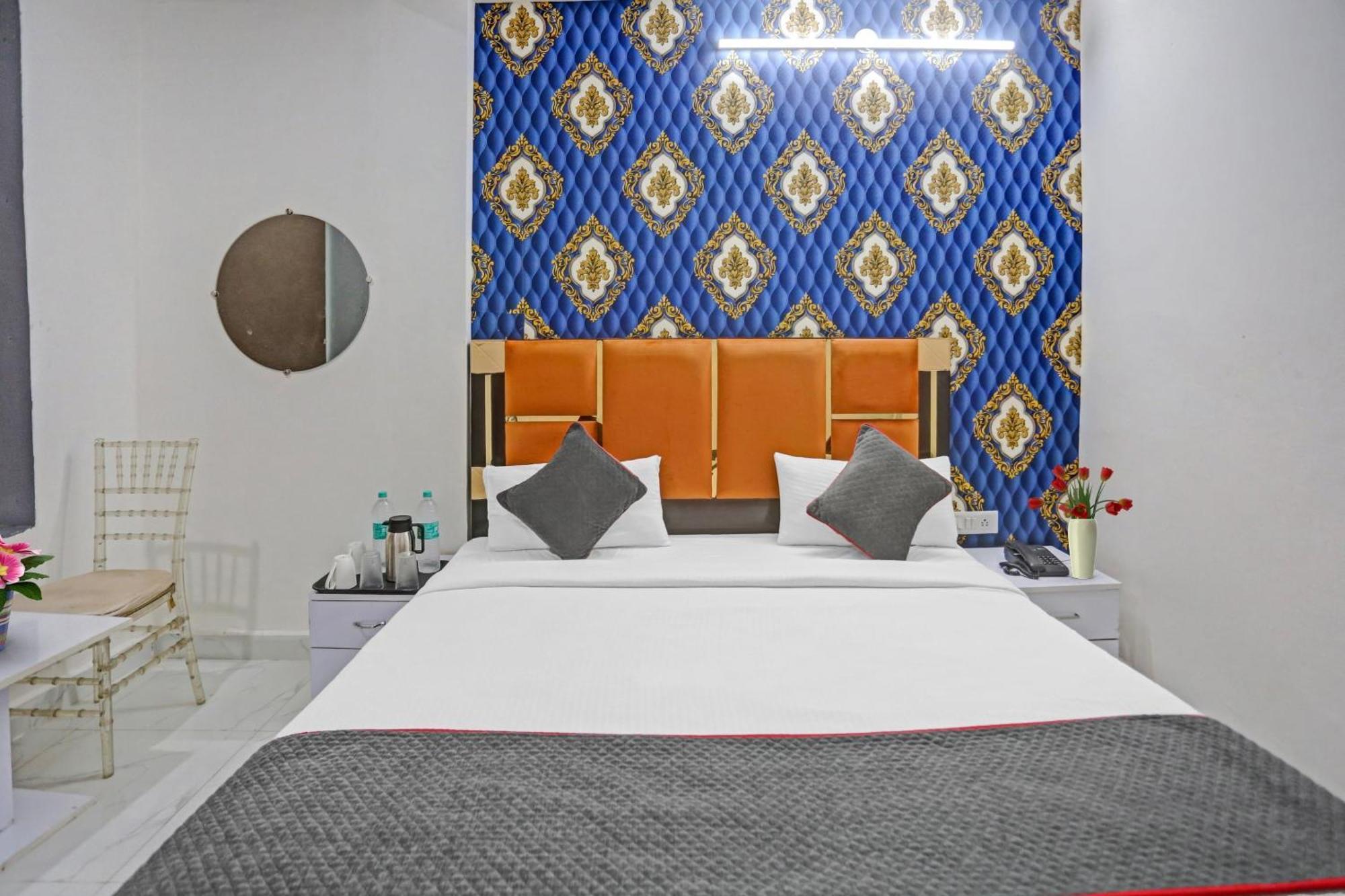 Hotel O Heritage Inn Noida Ngoại thất bức ảnh